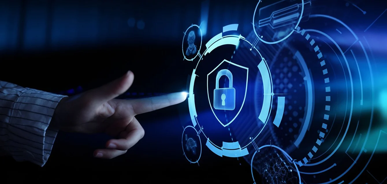 Web tarayıcısında kilit simgesi ile güvenli HTTPS bağlantısı görünümü